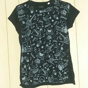 Peanuts shirt by mighty fine size large